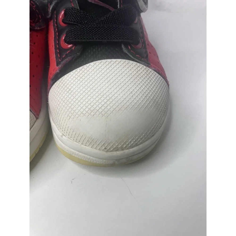 Disney Mickey Mouse Shoes Infant Size 5 Casual Sneakers